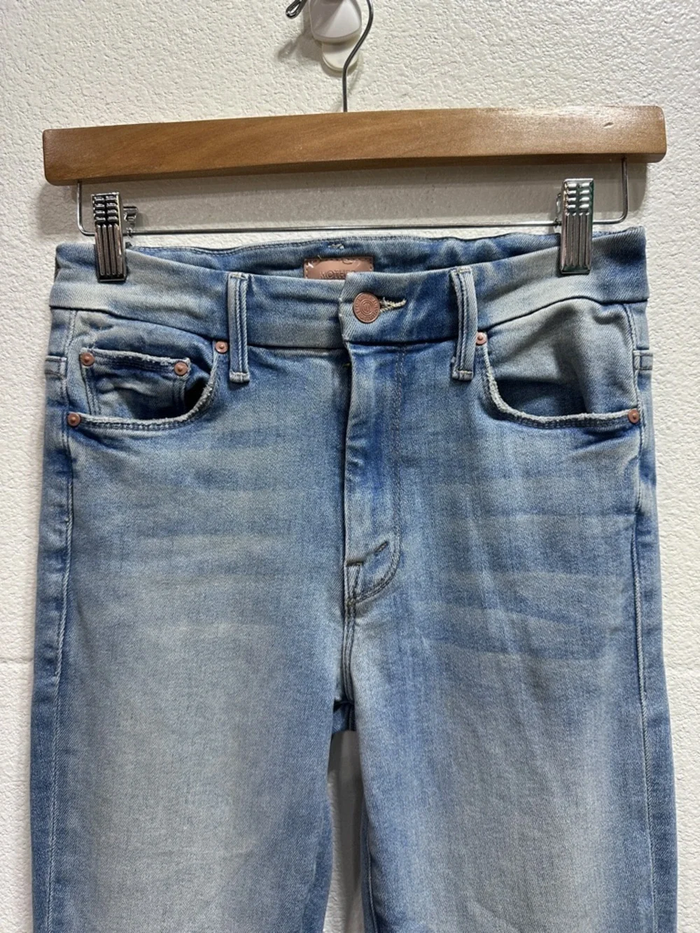 MOTHER High Waisted Looker Ankle Fray in Au Revoir light wash